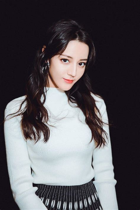 dilraba dilmurat photos.